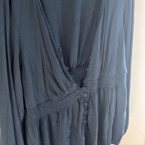 BLUE GAUZE SMOCKED BLOUSE - Picture 5 of 7